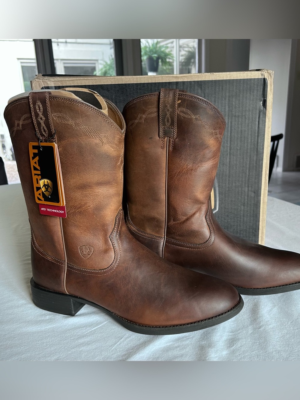 Ariat Heritage Roper Distressed Brown Leather Western Boots Men’s 13 B NWT